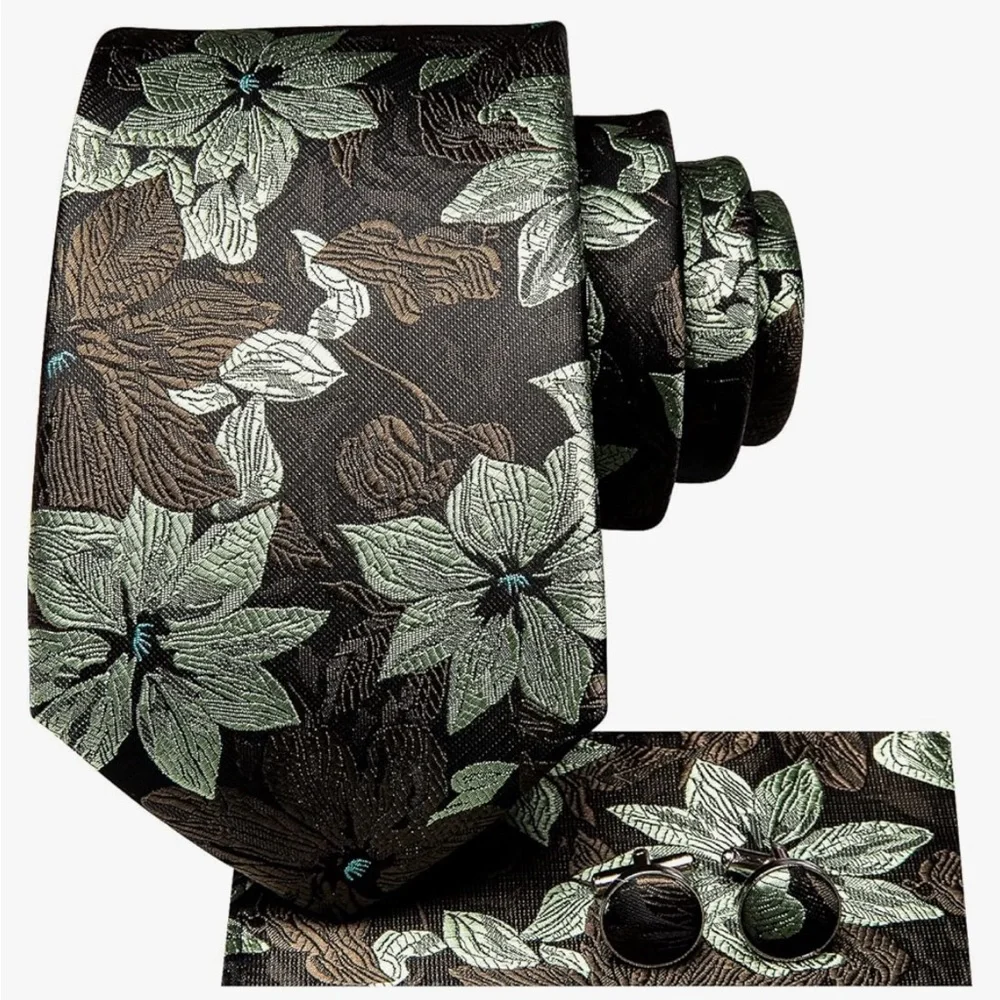 Men’s Tie, pocket square & cuff links set